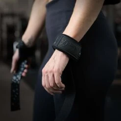 Dark Leo PRO Lifting Straps, 50cm Or 65cm /w Grip Pattern -Strength Shop LIFT STRAPS DRK LEO PRO AS 4
