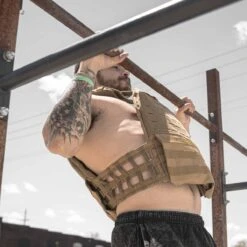 Tactical Plate Carrier Vest – 8kg, 10kg Or 15kg -Strength Shop SHOP PLATEVEST ACTIONSHOT 1
